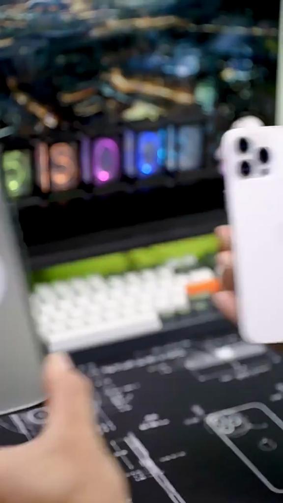 Luxury Aluminium Alloy For Magsafe Magnetic Metal Frame Case For iPhone 17 16 15 14 13 12 Pro Max Wireless Charging All Inclusive Cover