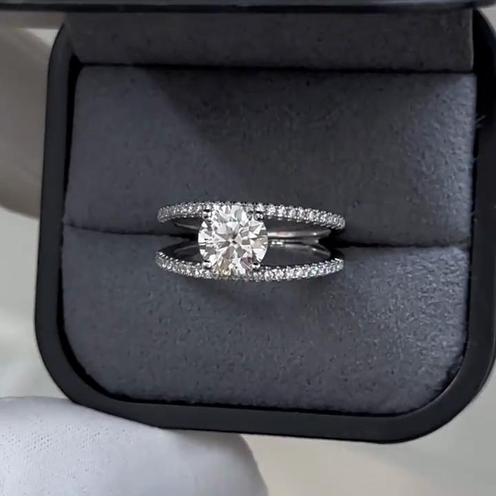 Vinregem 100% 925 Sterling Silver 3EX VVS1 D Color Round Cut 7 MM 1.25CT Real Moissanite Diamonds Women Ring Wedding Engagement Fine Jewelry Gifts