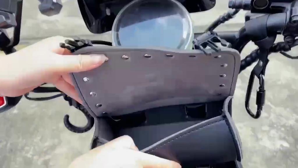 Motorcycle Tool Bag Fork Handlebar Bag Universal Storage Luggage Side Bag Waterproof PU Leather For Harley Touring Softail