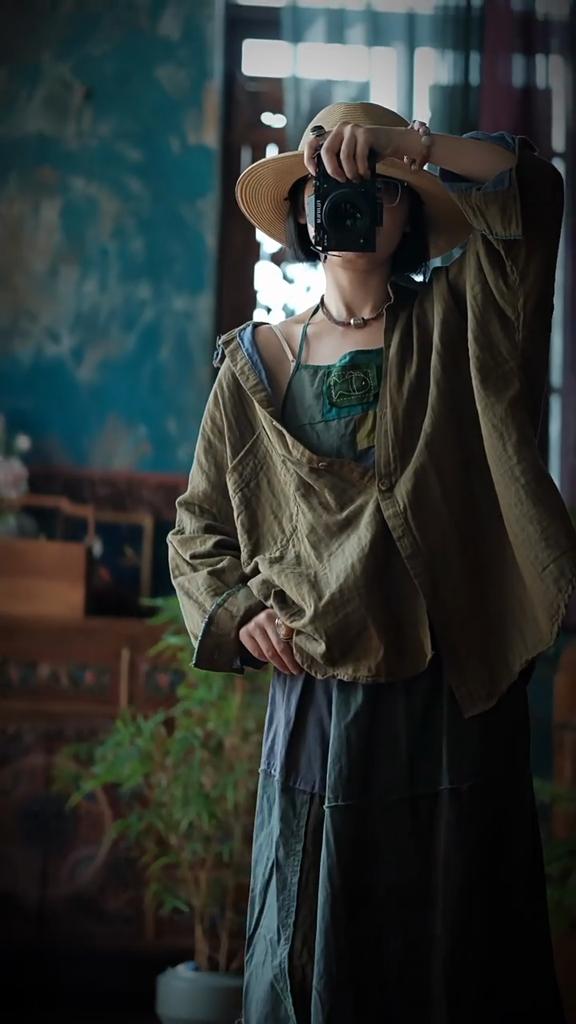 Johnature Women Vintage Bat Sleeve Shirts Tops Button Autumn Blouses Turn-down Collar Chinese Style Shirts