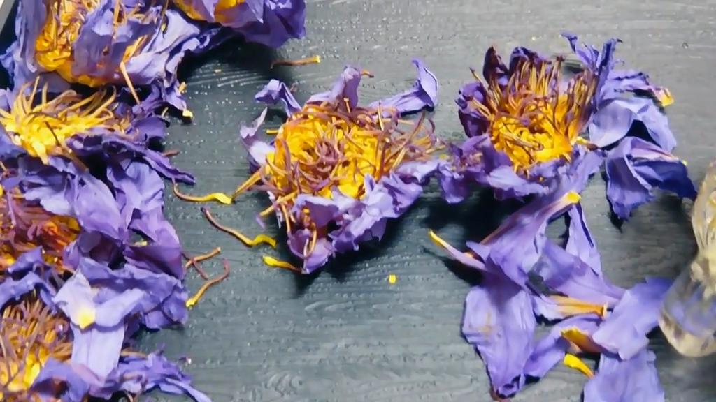 Египетская голубая водяная лилия, цветок синего лотоса, сушеный цветок голубого лотоса, 30 г, полезный для сна, ароматизированный чай для здоровья