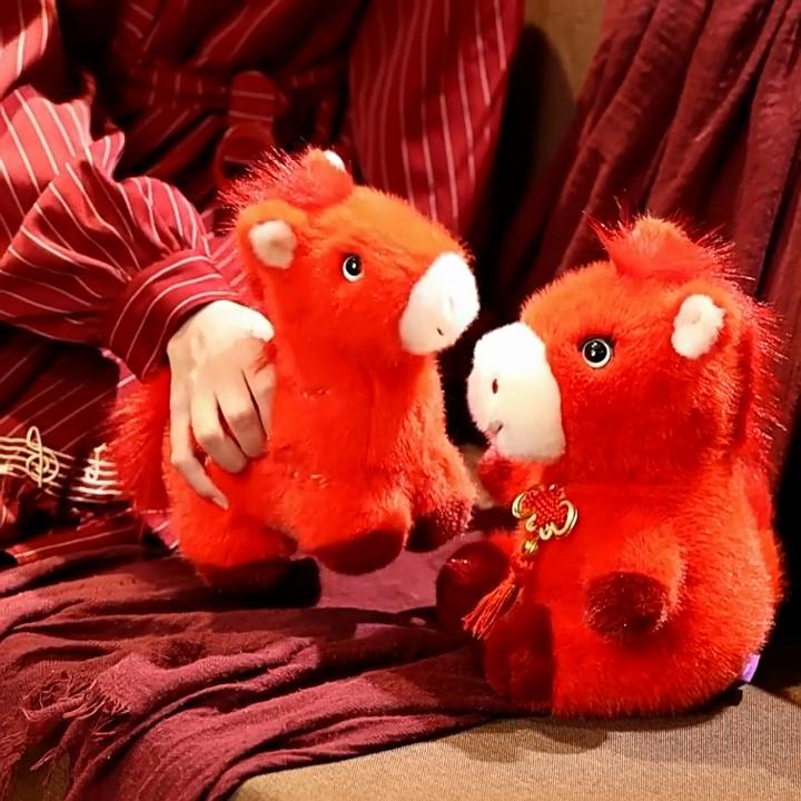 Традиционная плюшевая игрушка Год Лошади с наполнителем из ПП-хлопка для новогоднего подарка и украшения празднования