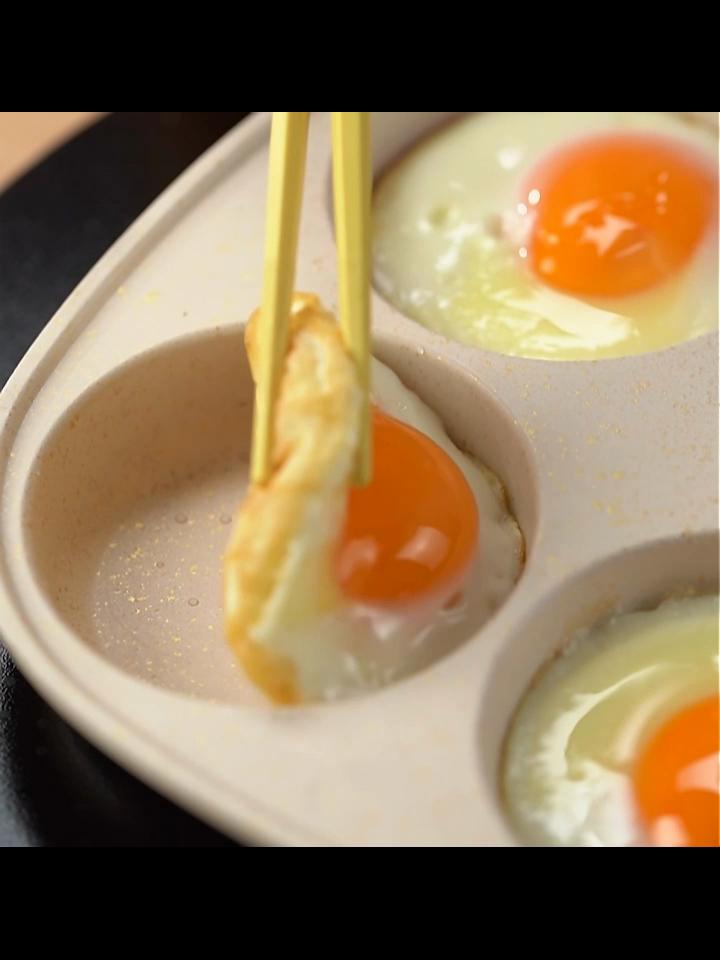 COOKER KING Breakfast Pan, Pancake Maker, Egg Frying Pan, Burger Pan, Four-Hole Breakfast Griddle, 18cm