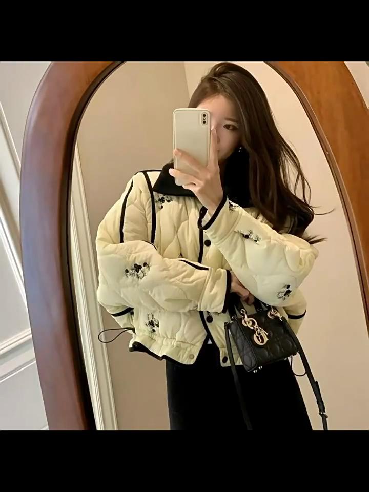 МОДНАЯ принтованная маленькая ароматная ветровая утолщенная теплая короткая верхняя хлопковая одежда женская 2024 зимняя свободная универсальная хлопковая одежда Одежда