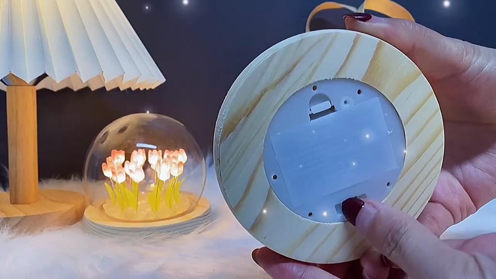 Tulip Night Light Table Lamp, Romantic Tulip Ambient Light, Handmade LED Bedroom Lamp,Simulation Flower Light for Lovers,Friends Birthday Christmas