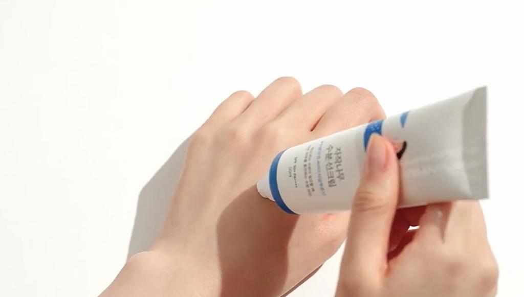 ROUND LAB Увлажняющий солнцезащитный крем Birch 50 мл 1+1 SPF50+ PA++++