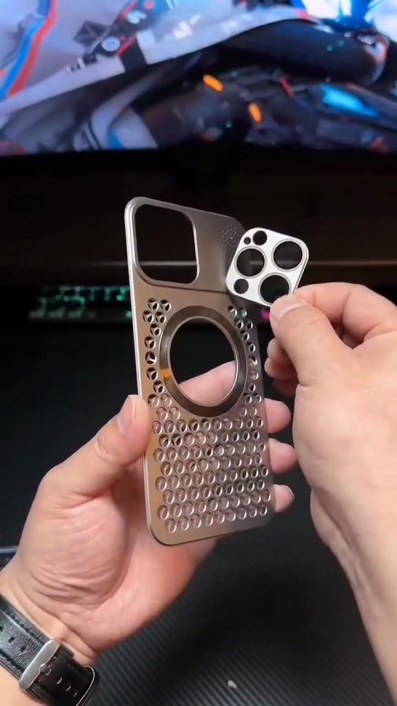 Металлический охлаждающий чехол для телефона с ароматерапией для iPhone 12 13 14 15 Pro Max Plus, защитный чехол для объектива, полый магнитный чехол с беспроводной зарядкой