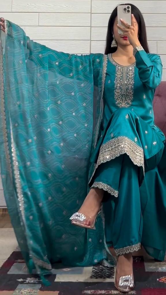 Новый обед дизайнерской серии вышитый рабочий топ и брюки с дупаттой