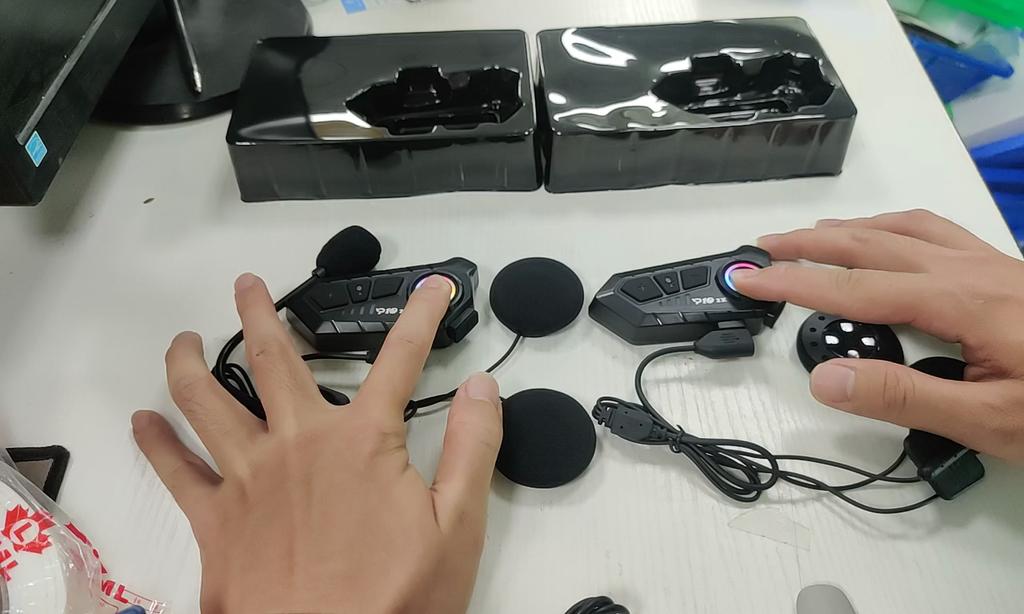 YP10 Motorcycle Helmet Intercom Bluetooth 5.3 Headset 300M Intercomunicador Riding Communication Wireless Interphone Waterproof Music Player Earphone