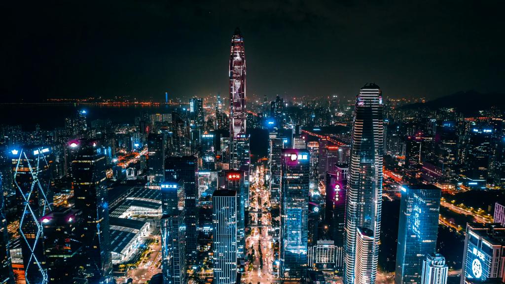 KuKirin G4 2000W Electric Scooter, 60V 20Ah Battery, 75km Range, 11" Off-Road Tires, Hydraulic Brakes, Foldable Design