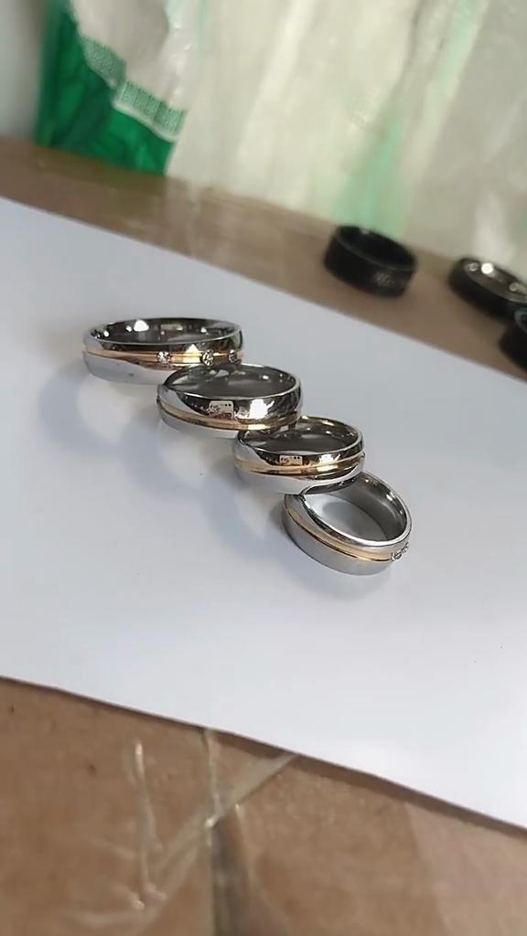 Модные Кольца Для Пар из Нержавеющей Стали Для Мужчин Женщин Инкрустация Стразами Цирконий Кольца Свадебная Вечеринка Ювелирные Изделия Подарки на День Святого Валентина