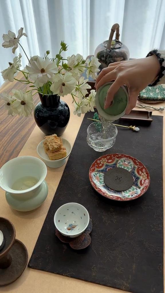 Натуральный зеленый чай Пуэр 200г Иу Пуэр Чайный торт Луошуйдун Пуэр Шэнча