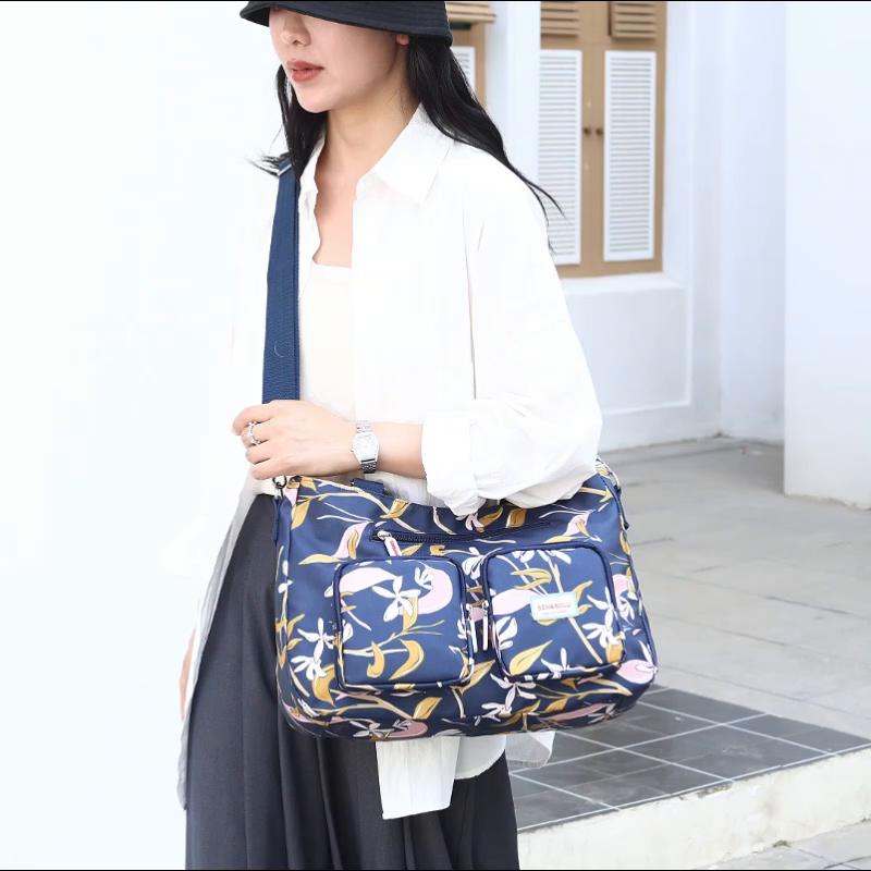 Lightweight Nylon Bag Women's Large Capacity Shoulder Bag Wear-Resistant Travel Crossbody Handbag