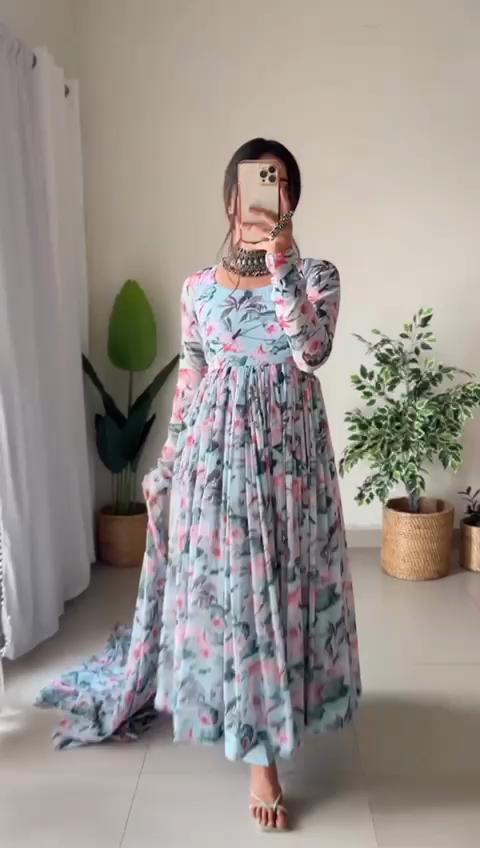 Стильное свадебное платье