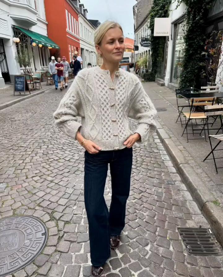 TAOVK Свободный вязаный кардиган на пуговицах для женщин, повседневный теплый свитер с круглым вырезом и длинными рукавами, повседневный женский шикарный однотонный трикотаж