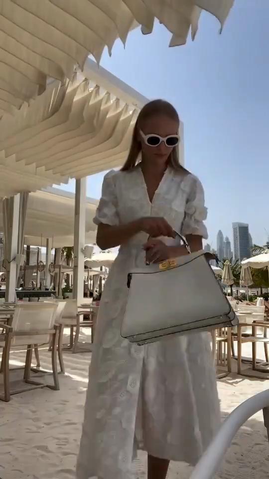 Белое печатное однобортное платье с разрезом для женщин, модные платья с V-образным вырезом и коротким рукавом, летние женские платья для отдыха на пляже