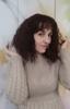 MERISIHAIR Женские короткие наращивание волос кукурузной волны с челкой, вьющийся парик из высокотемпературного волокна, подходит для косплея, вечеринки, повседневного использования