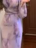 Женское макси-платье с tie-dye принтом из сатина, V-образный вырез, рукава-фонарики, сборки на талии, разрез, официальное вечернее платье