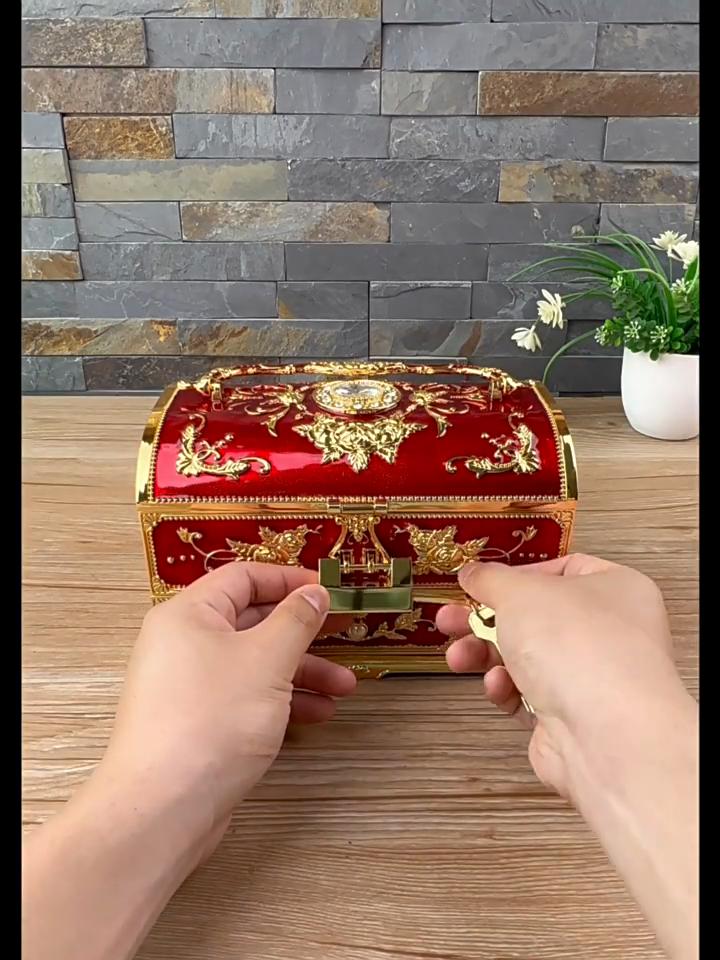 Металлическая шкатулка для украшений, многослойная, большая вместимость, ручка для хранения украшений с зеркалом