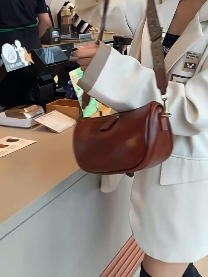 2024 New Genuine Leather Shoulder Bags Women Vintage Cowhide Crossbody Messenger Bag Hobo Handbag With Two Long Shoulder Straps Purse