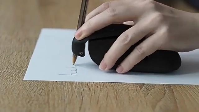 Вспомогательный инструмент для письма и рисования – Помощь для творческого письма и рисования для детей и взрослых – Эргономичный дизайн для улучшенного контроля ручки и точности – Идеальный