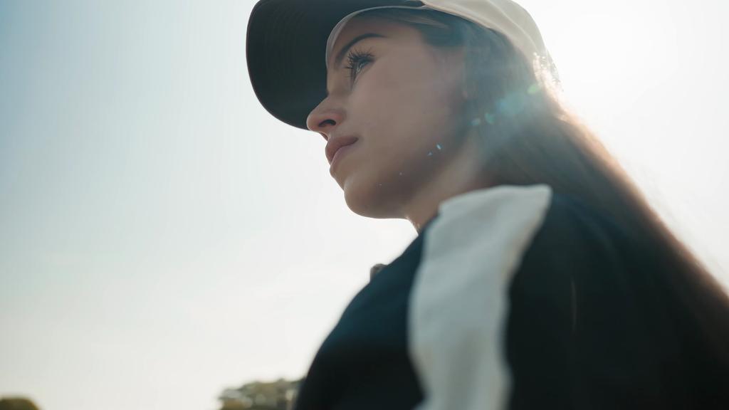 OOTD T10 Foldable Electric Scooter for Adults, 500W Motor, 35-45km Range, 11" Tires, 31kg Lightweight Commuter Scooter with Disc Brakes