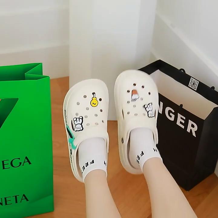 Women's Hole Shoes Summer Outdoor Slippers Thick Bottom Non-Slip Eva Sandals Personality Feeling of Walking On Shit