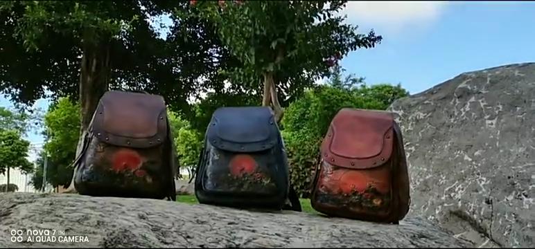 Винтажный женский рюкзак с тиснением большой вместимости, сумка из натуральной кожи, новинка 2024 года, мягкие дорожные сумки из натуральной яловой кожи для отдыха