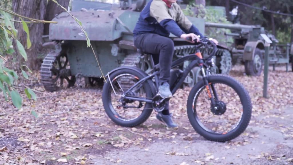 Электровелосипед Gunai GN88, 2000 Ватт, 22Ач