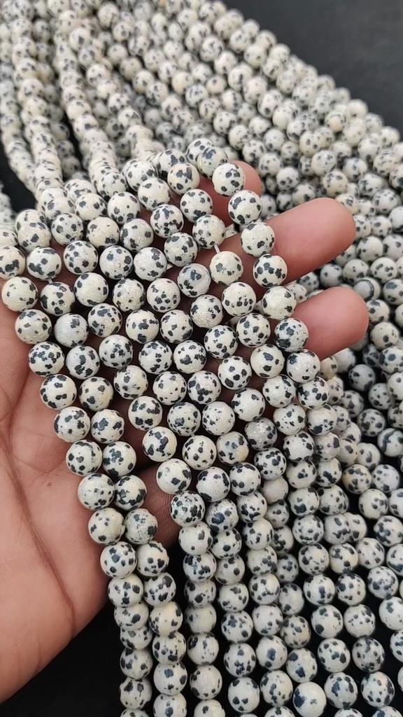Натуральная матовая далматинская яшма, бусины из гладкого далматинского камня, черные пятнистые точки, бусины для изготовления ювелирных изделий в виде точек, размер 6 мм, 8 мм, 10 мм.