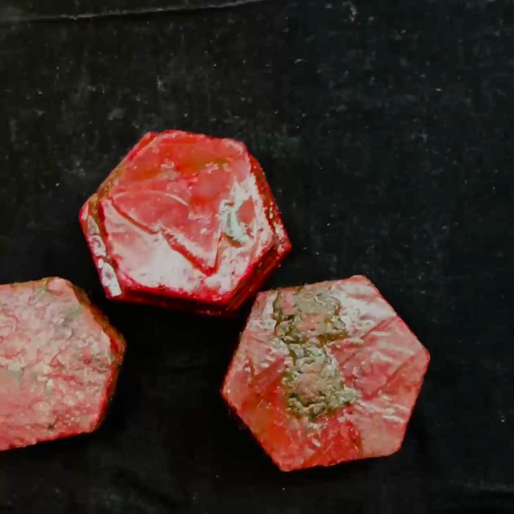 177 Carat Natural Ruby Powerful Healing Uncut Red ROUGH Earth Mined