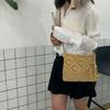 Плетеная женская соломенная сумка