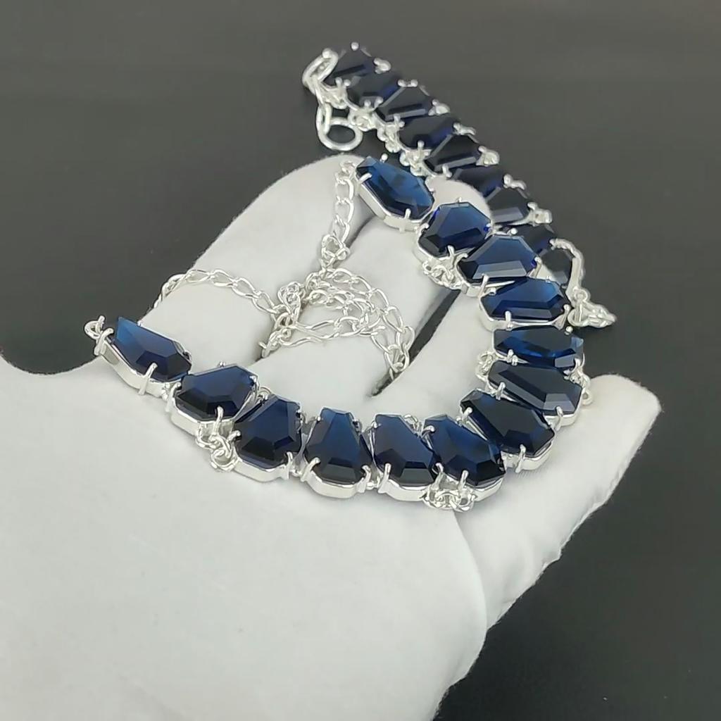 Комплект украшений: колье и браслет из синих сапфиров, драгоценный камень синий сапфир формы «гроб», серебро 925 пробы, ручная работа, уникальная коллекция, подарок на день рождения