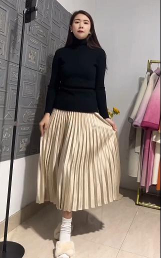 Women Maxi Skirt Elastic High Waist Pleated Skirt Solid Color Smooth Satin A-Line Skirt Work Leisure Wear