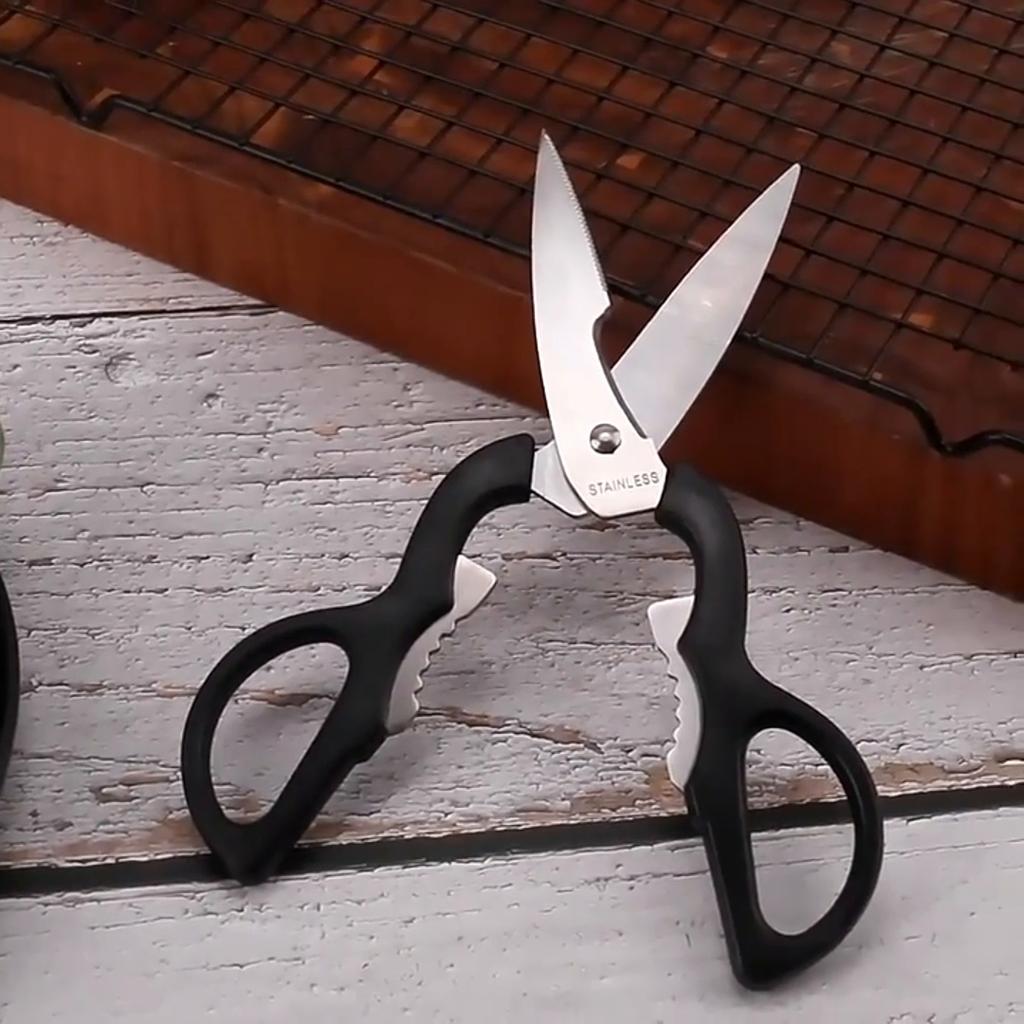 Stainless Steel Blade ABS Handle Multi Barbecue Clips Gourd Household Kitchen Scissors With Beer Opener Nutcracker