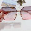 2025 Новые модные большие градиентные солнцезащитные очки для женщин, винтажные сплавные цепочные оправы, заклепки, квадратные солнцезащитные очки, женские элегантные оттенки