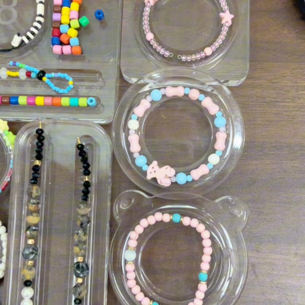 Transparent Acrylic Prop Display U-shape Bear Tool Long Bead Plate Prop