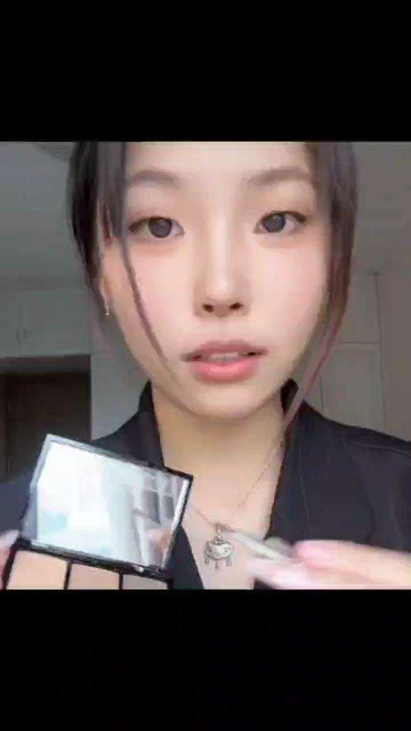 Three Dimensional Eyebrow Powder Waterproof, Sweat Resistant Long-lasting Makeup Nose Shadow Eyeshadow Contouring Tray Makeup Student Cosmetics