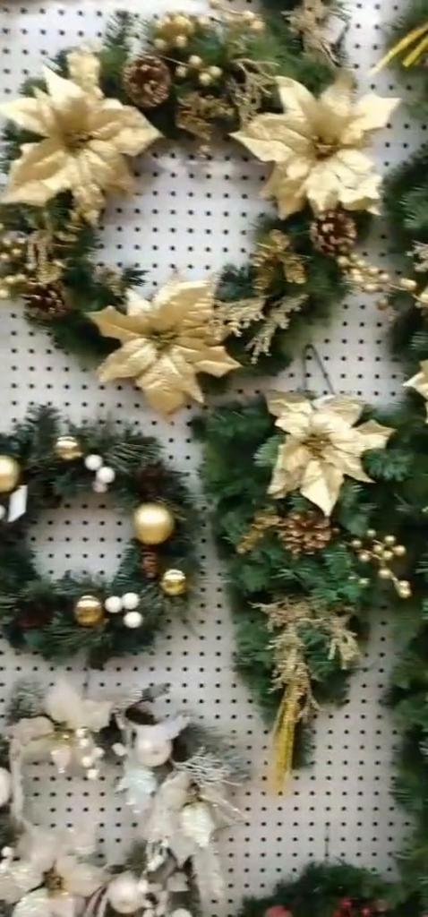 Christmas Wreath Red Truck Outdoor Indoor Great Gift Home Decoration