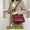 Women's Soft Leather Large Capacity Shoulder Bag Crossbody Bag for Middle-Aged Mother Bag
