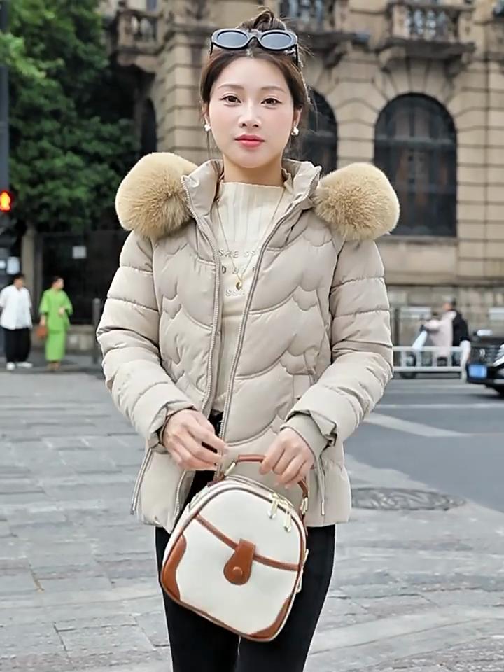 European and American Waist-hugging Cotton Jacket for Women, Short Winter Loose Thickened Large Fur Collar Coat