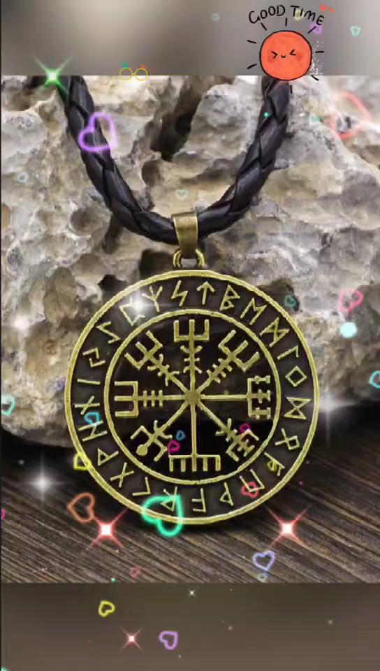 Viking Icelandic Helmet Horror In Runic Circle Pendant Magical Staves Compass Rune Amulet Necklace