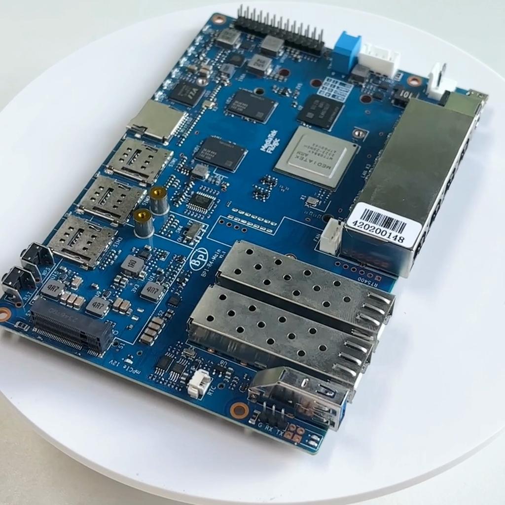 Banane pi BPI-R4 media tek mt7988a (филогия 880) четырехъядерный arm Corex-A73 8gb ddr4 8gb emmc flash смарт-маршрутизатор плата