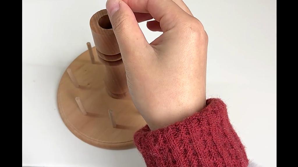 Wood Yarn Holder,8-Spools Wooden Spinning Yarn & Thread Holder,Sewing and Embroidery Thread Rack and Organizer