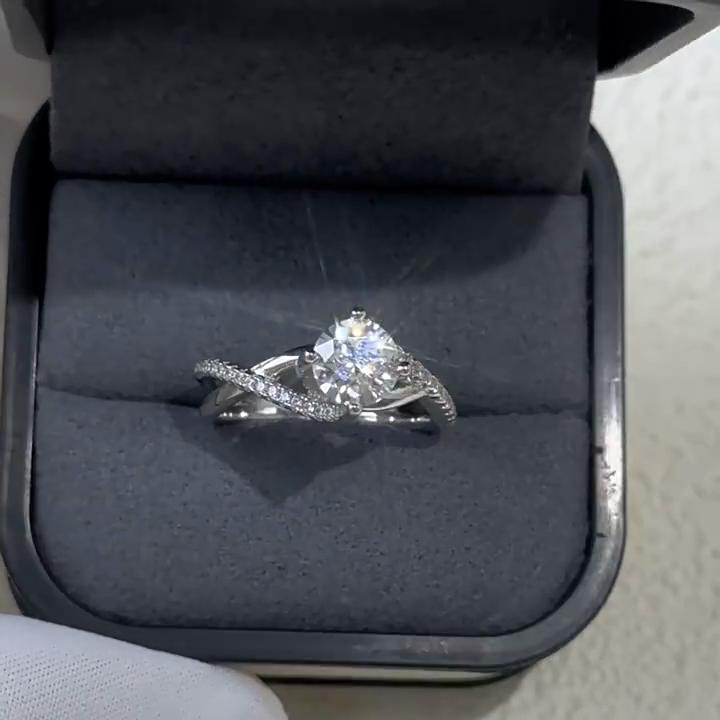 Vinregem 100% 925 Sterling Silver 3EX VVS1 D Color Round Cut 6.5MM 1CT Real Moissanite Diamonds Ring for Women Engagement Fine Jewelry Gifts