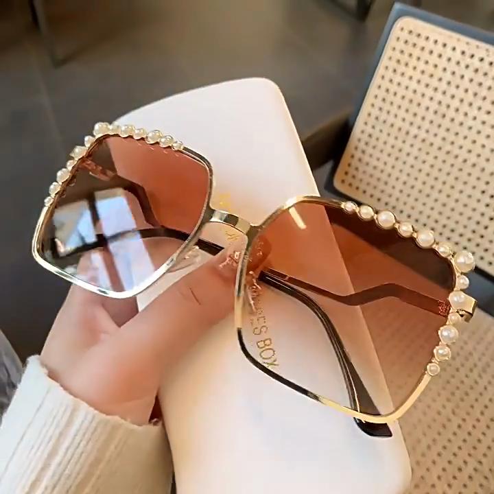 Oversized Square Sun Glasses Ladies 2025 New Luxury Pearl Sunglasses Women Brand Designer Fashion Shades Big Frame Eyewear