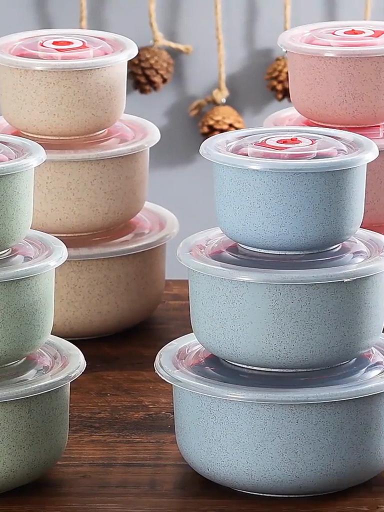 Eco-Friendly Wheat Straw Bowl Set: 3-Piece Food Storage with Lids, Microwave Safe for Reheating, Perfect for Fridge Use.