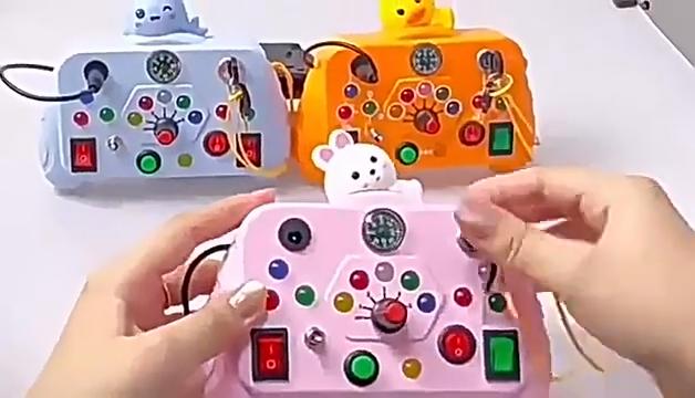 Сенсорная доска Монтессори со световыми и звуковыми эффектами для развития малышей