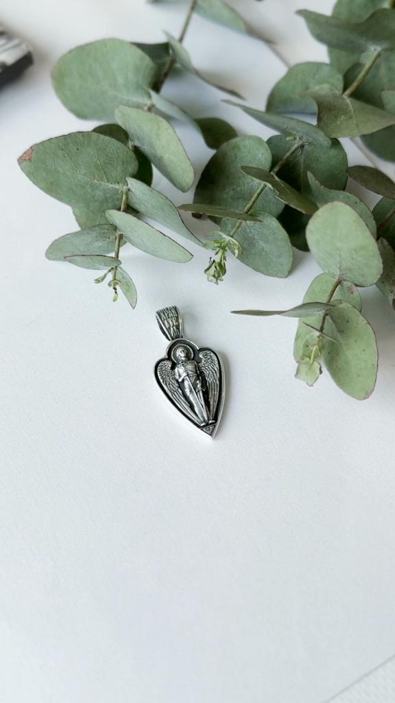 Серебряная подвеска без камней (2156536)