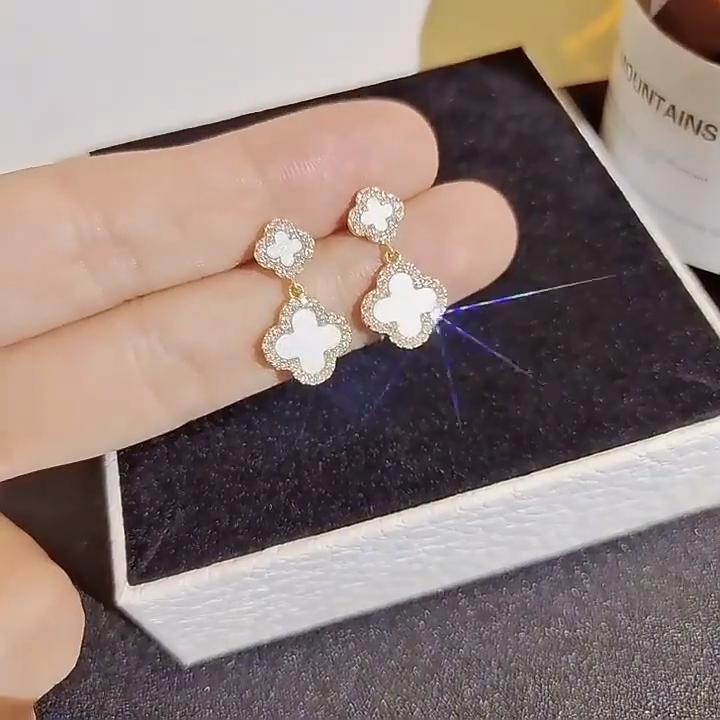 Модные темпераментные серьги с четырьмя листами клевера, высококачественные женские серьги с супер красивым внешним видом